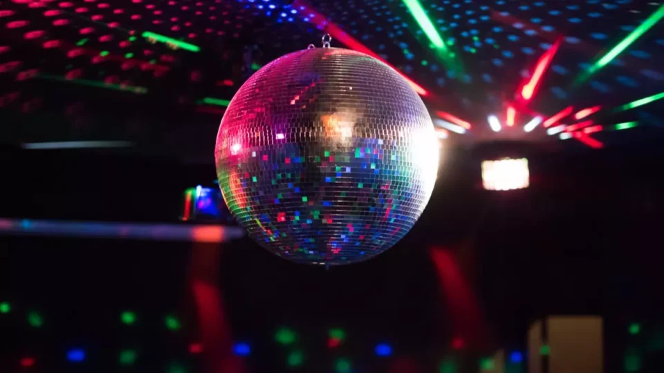 Enhancing Events: How to Hire Disco Lighting in South London