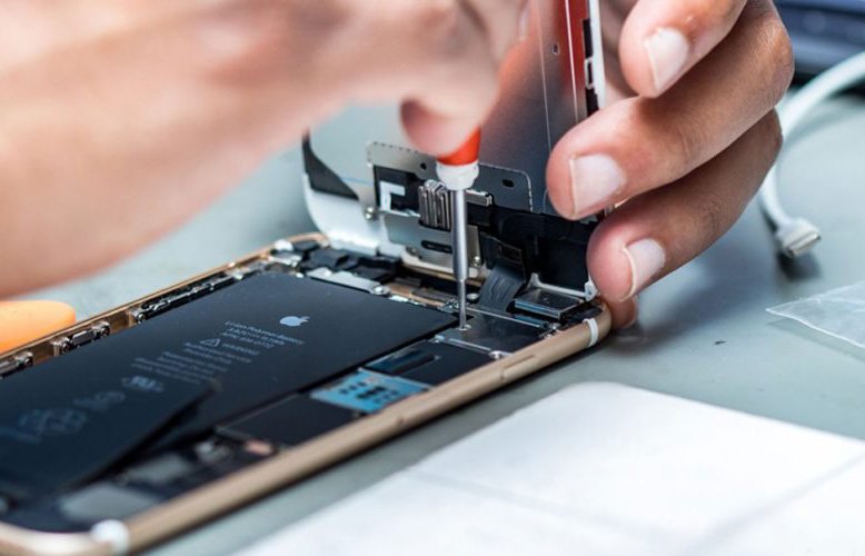 Mobile Phone Repair Near Me: Finding the Best Service for Your Device