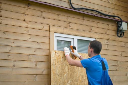 emergency boarding up